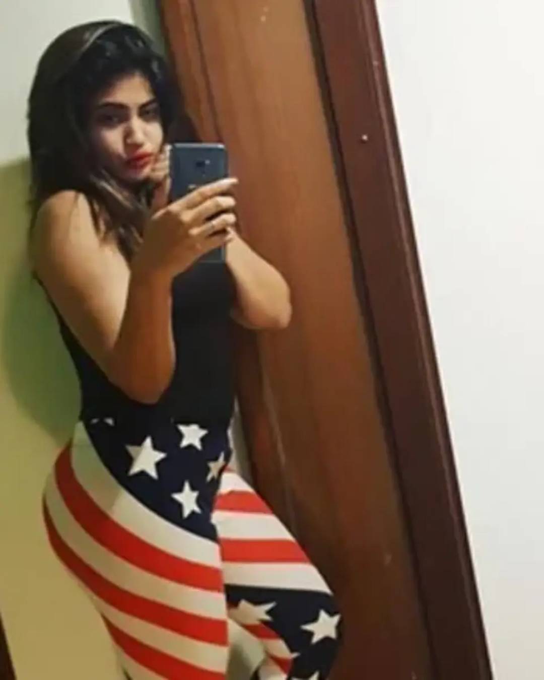 female call girl in Mahipalpur